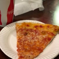 Das Foto wurde bei Joe&amp;#39;s Pizza Downtown LA von Chris M. am 3/10/2019 aufgenommen