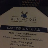Foto tirada no(a) Blue Moose por Nick T. em 7/15/2016