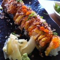 Photo taken at Yokohama Sushi by Ƙҽ ♥️ on 3/28/2012