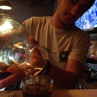 7/31/2013 tarihinde Кирилл О.ziyaretçi tarafından Кафе House bar'de çekilen fotoğraf