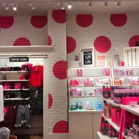 Photo taken at Victoria&amp;#39;s Secret PINK by Suzanne X. on 10/28/2019