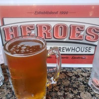 Photo taken at Heroes Restaurant &amp;amp; Brewery by Robert W. on 9/26/2021