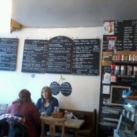 Das Foto wurde bei A cappella cafe &amp; pizzeria von Ian W. am 11/30/2012 aufgenommen
