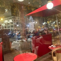 10/26/2022 tarihinde Ipek Y.ziyaretçi tarafından Brasserie Wepler'de çekilen fotoğraf