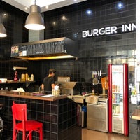 7/15/2020 tarihinde Pavla M.ziyaretçi tarafından Burger Inn'de çekilen fotoğraf