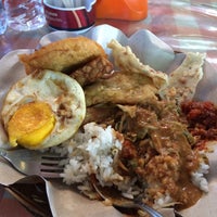 Review Nasi Pecel Jeng Sri - Estu Eco