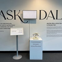 Foto tirada no(a) The Dali Museum por Marie Gooddayphoto W. em 5/10/2024