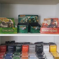 Das Foto wurde bei Mulligan Games Gaming Emporium von Jacob H. am 8/7/2014 aufgenommen