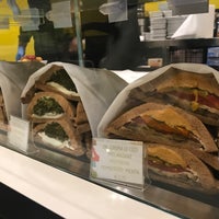 Foto diambil di Tramé - Original Venetian Sandwiches oleh MIRI Y. pada 4/19/2018