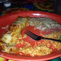 รูปภาพถ่ายที่ Hazlo Inc DBA Acapulco Restaurant โดย Ms.WooMe ❤. เมื่อ 11/17/2013