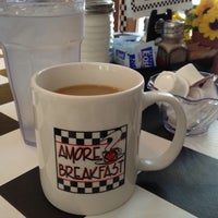 5/10/2013にNeil J.がAmore Breakfastで撮った写真