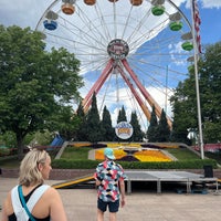 Photo taken at Elitch Gardens Theme &amp;amp; Water Park by Vitamin Yi on 5/27/2022