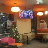 Photo taken at Dunkin&amp;#39; by Natalia L. on 11/30/2018