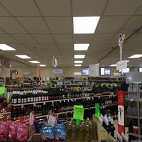 Photo taken at Bremer&amp;#39;s Wine and Liquor by Andrew D. on 8/19/2016