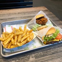 Photo taken at Shake Shack by Alistair on 12/29/2019