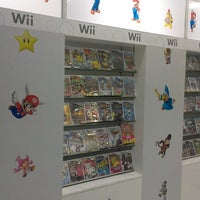 Photo taken at Nintendo Store متجر ننتينددو by Fayez I. on 1/13/2013