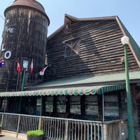 Photo taken at The Silo Restaurant and Country Store by Helen L. on 6/1/2019