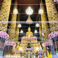 Photo taken at Wat Hong Rattanaram Ratchaworawihan by MiNNiM S. on 12/6/2020