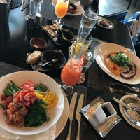 Photo taken at Beach Bar and Grill @ the Royal Mirage by Arina M. on 6/30/2019