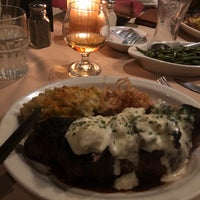 Foto tomada en Steak 38  por Kacy W. el 6/5/2019