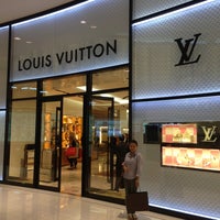 Louis Vuitton Dubai Mall, using tokina 11-16 f2.8 and canon…