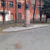 Photo taken at Сквер М. Горького by Mashenka🎀 on 3/18/2014