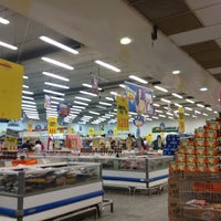 Photo taken at Supermercados Guanabara by Leandro on 11/15/2012