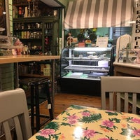 11/9/2017 tarihinde David A.ziyaretçi tarafından Ashleigh&amp;#39;s Bake Shop'de çekilen fotoğraf