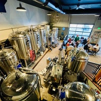 Foto scattata a Keg Grove Brewing Company da Sean M. il 10/16/2022