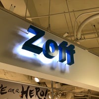 Photo taken at Zoff by Daifuku888 on 3/31/2018