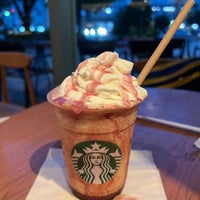 Photo taken at Starbucks by Daifuku888 on 8/20/2022