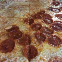 5/1/2017にIngrid L.がCorona Pizza (Il Forno)で撮った写真