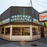 2/23/2020에 T Marcus D.님이 Eggsperience Pancakes &amp;amp; Cafe에서 찍은 사진