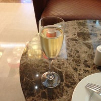 Photo taken at Emirates Business Class Lounge by Thayodit K. on 4/20/2013