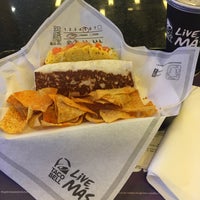 Photo taken at Taco Bell by Fernando F. on 1/24/2018