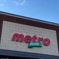 Foto tirada no(a) Metro Westmount por Michael em 7/6/2022