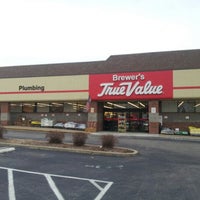 Photo taken at Brewer&amp;#39;s True Value Hardware by Peter M. on 12/26/2012
