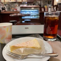 Photo taken at Caffè Veloce by Tetsuji O. on 1/21/2023