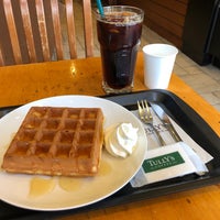 Photo taken at Tully&amp;#39;s Coffee by Tetsuji O. on 6/28/2019