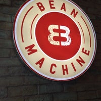 รูปภาพถ่ายที่ Bean Machine โดย Lee H. เมื่อ 9/21/2013