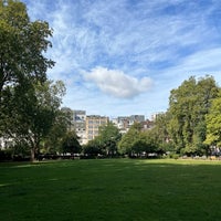 Photo taken at Lincoln&amp;#39;s Inn Fields by Wilfried . on 8/28/2023
