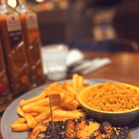 Photo taken at Nando&amp;#39;s by Amin 🐋 on 4/18/2022