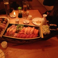 3/29/2013 tarihinde Kathryn Trebinoziyaretçi tarafından Sawa Hibachi Steakhouse &amp;amp; Sushi Bar'de çekilen fotoğraf