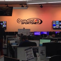 Photo taken at Comcast SportsNet - Houston at GreenStreet by Laarni D. on 6/11/2014
