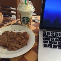 Photo taken at Starbucks by Daniel P. on 5/17/2016