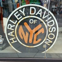 8/12/2016에 Everardo님이 Harley-Davidson of NYC에서 찍은 사진