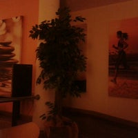 Foto tirada no(a) Sports &amp;amp; Friends por Mariana S. em 2/16/2013