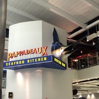 Photo taken at Pappadeaux Seafood Kitchen by Kate M. on 5/10/2015