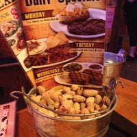 Photo taken at Texas Roadhouse by Tracie on 5/4/2013