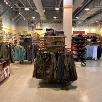 vans stonestown mall